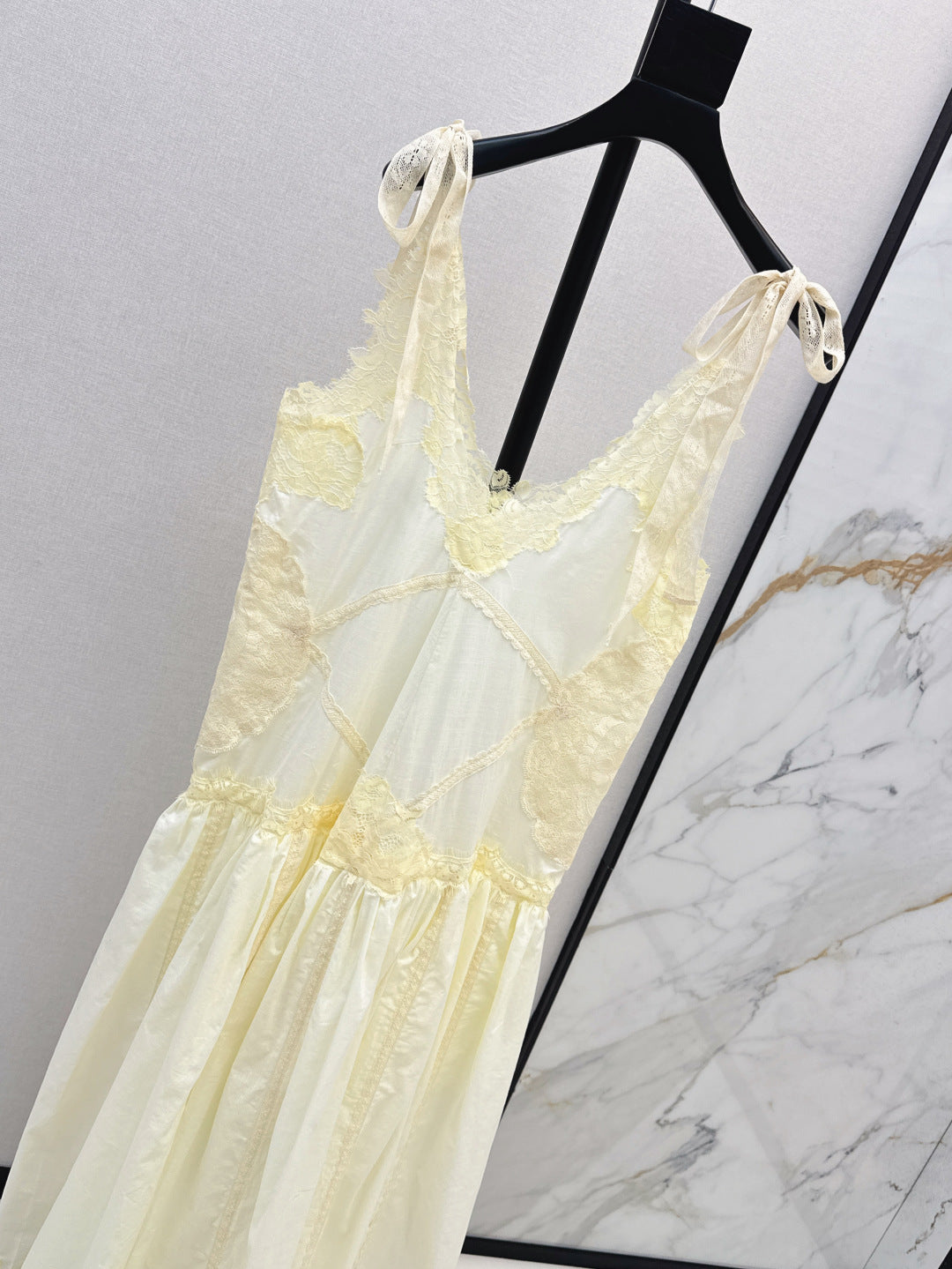 Zimm 25ss embroidered dress