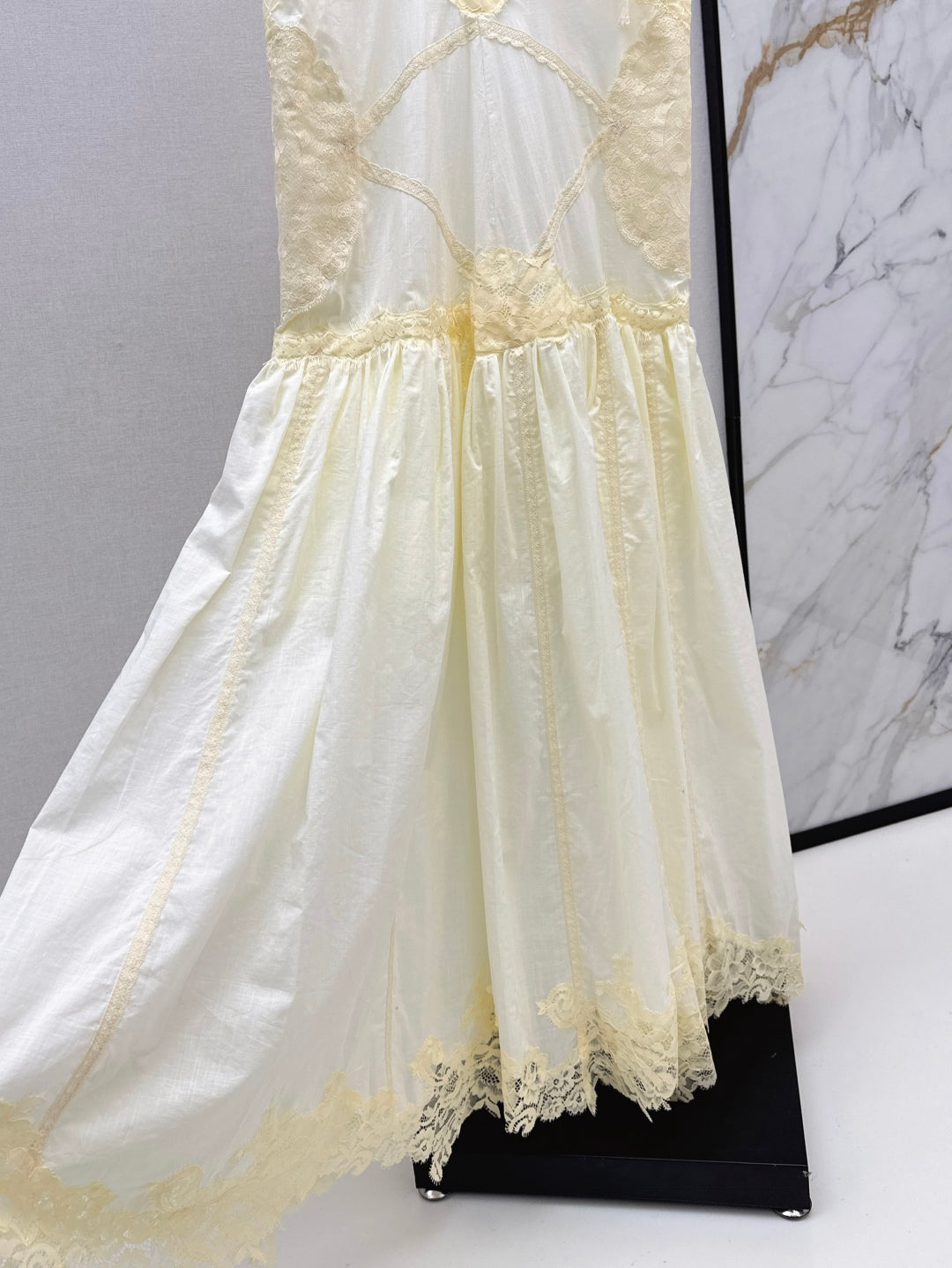 Zimm 25ss embroidered dress