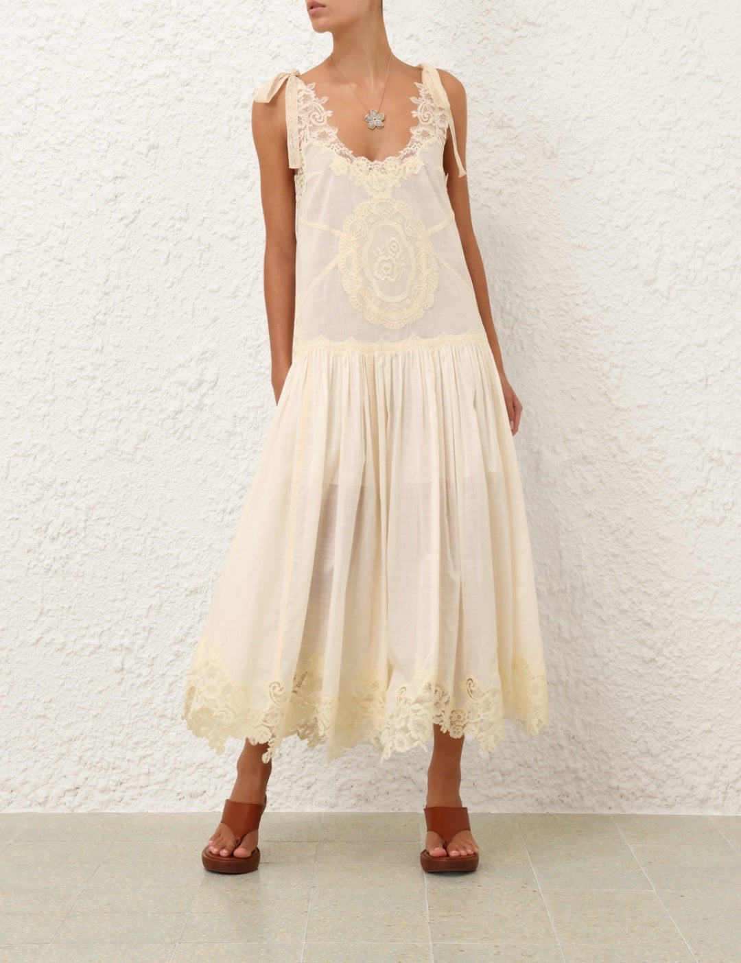 Zimm 25ss embroidered dress