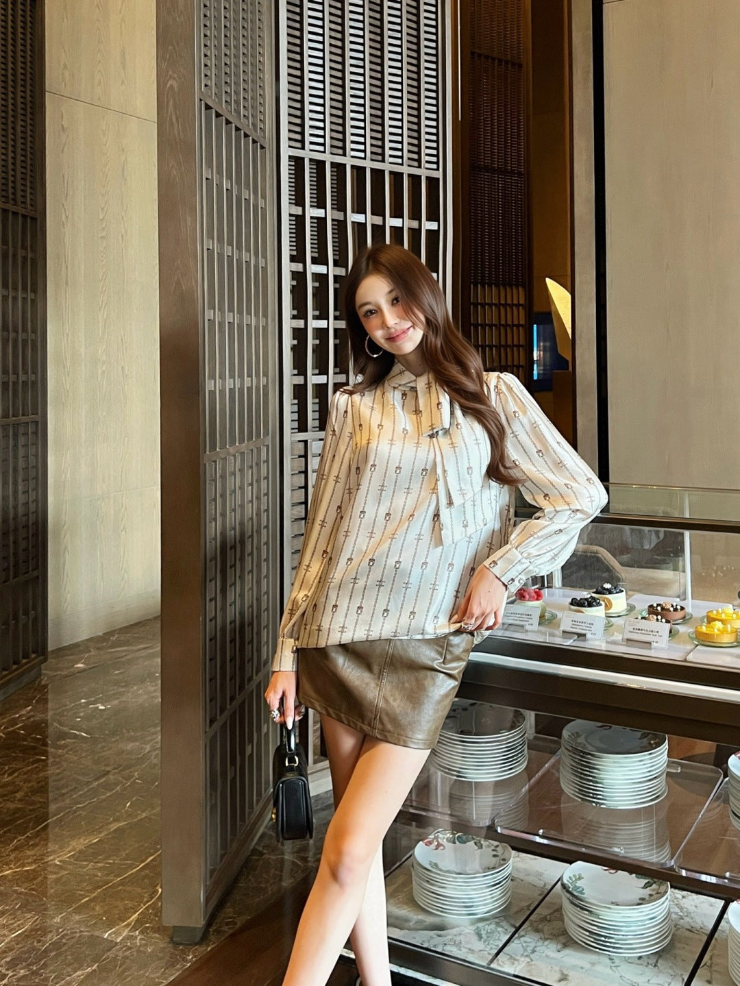 Celi 25fw silk shirt