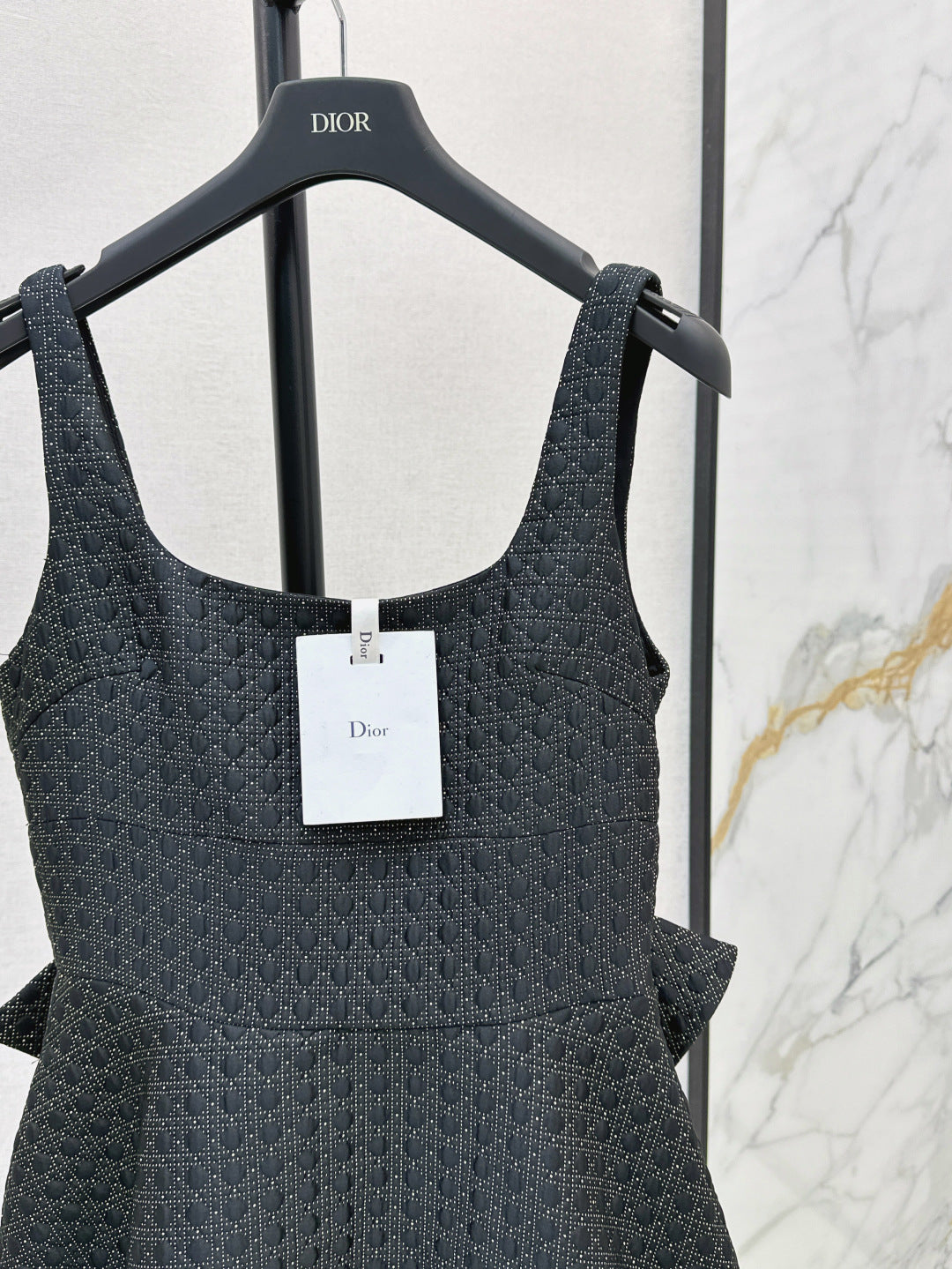 CD 25fw sleeveless dress