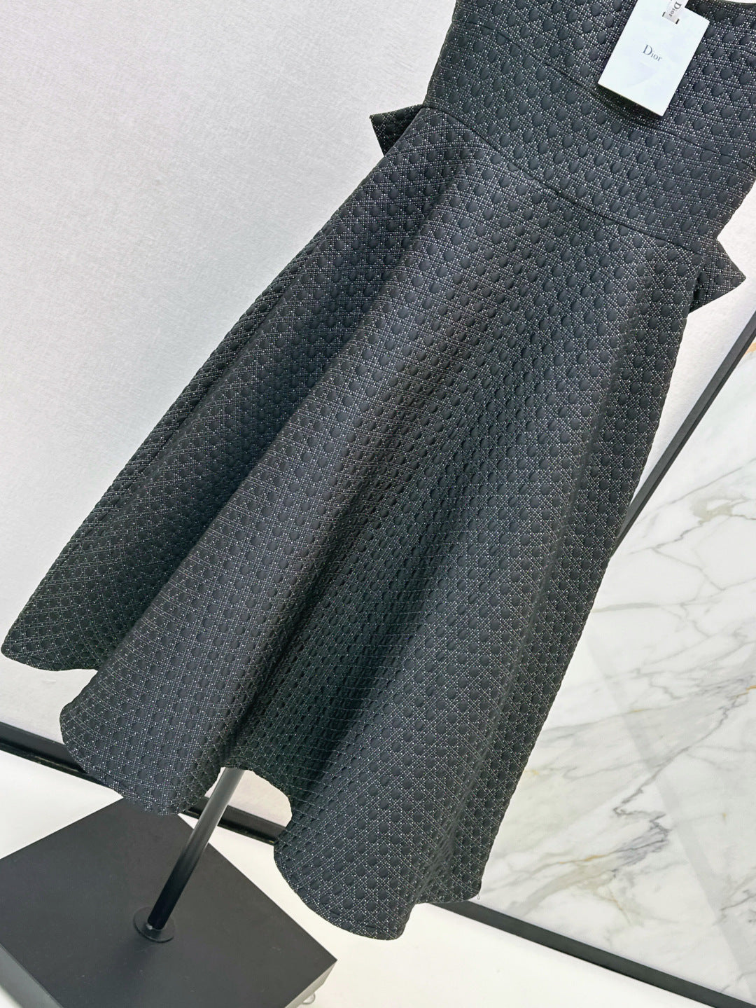 CD 25fw sleeveless dress