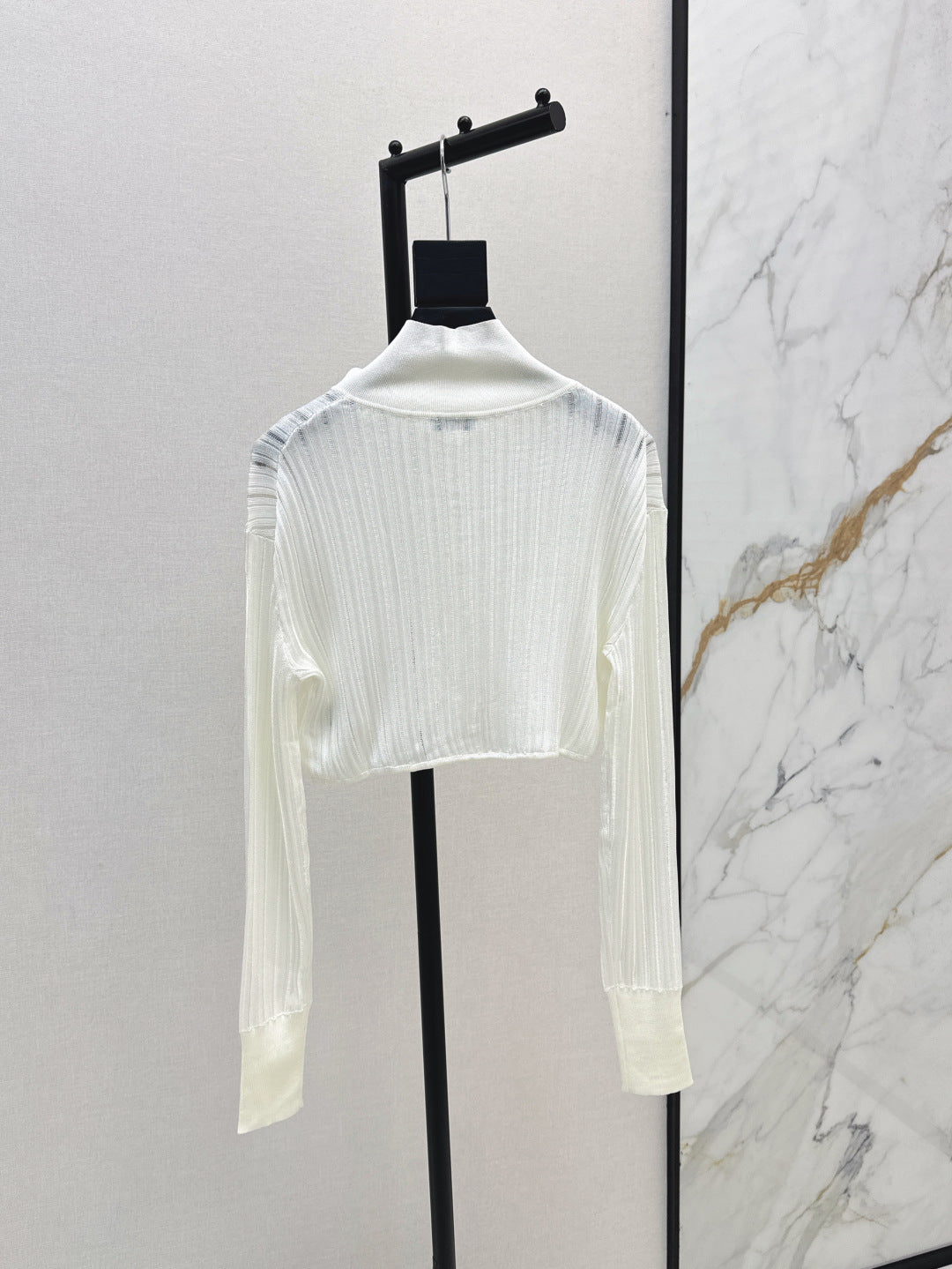 Ala 25fw knitted cardigan