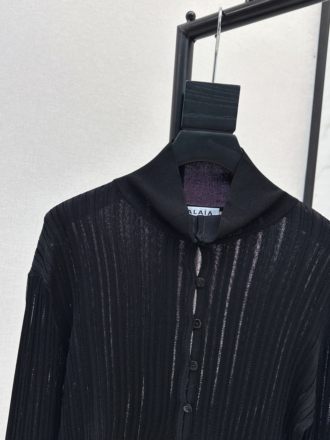 Ala 25fw knitted cardigan