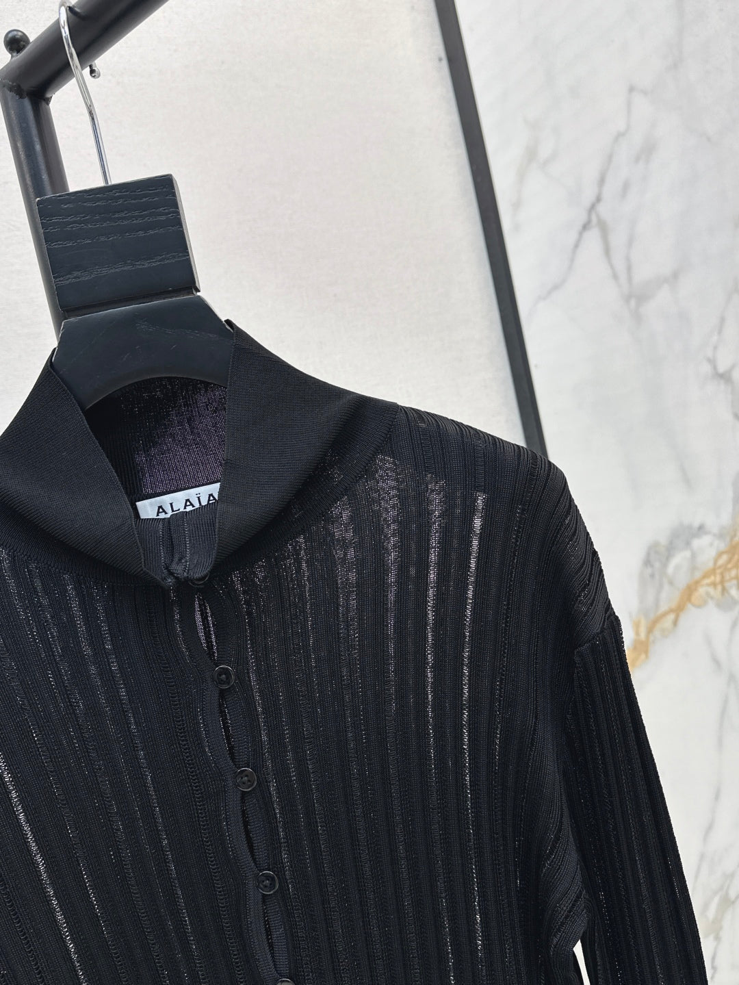Ala 25fw knitted cardigan
