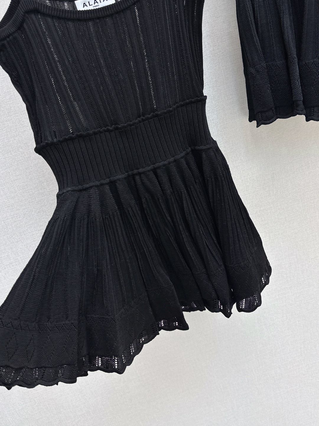 Ala 25fw knitted suit