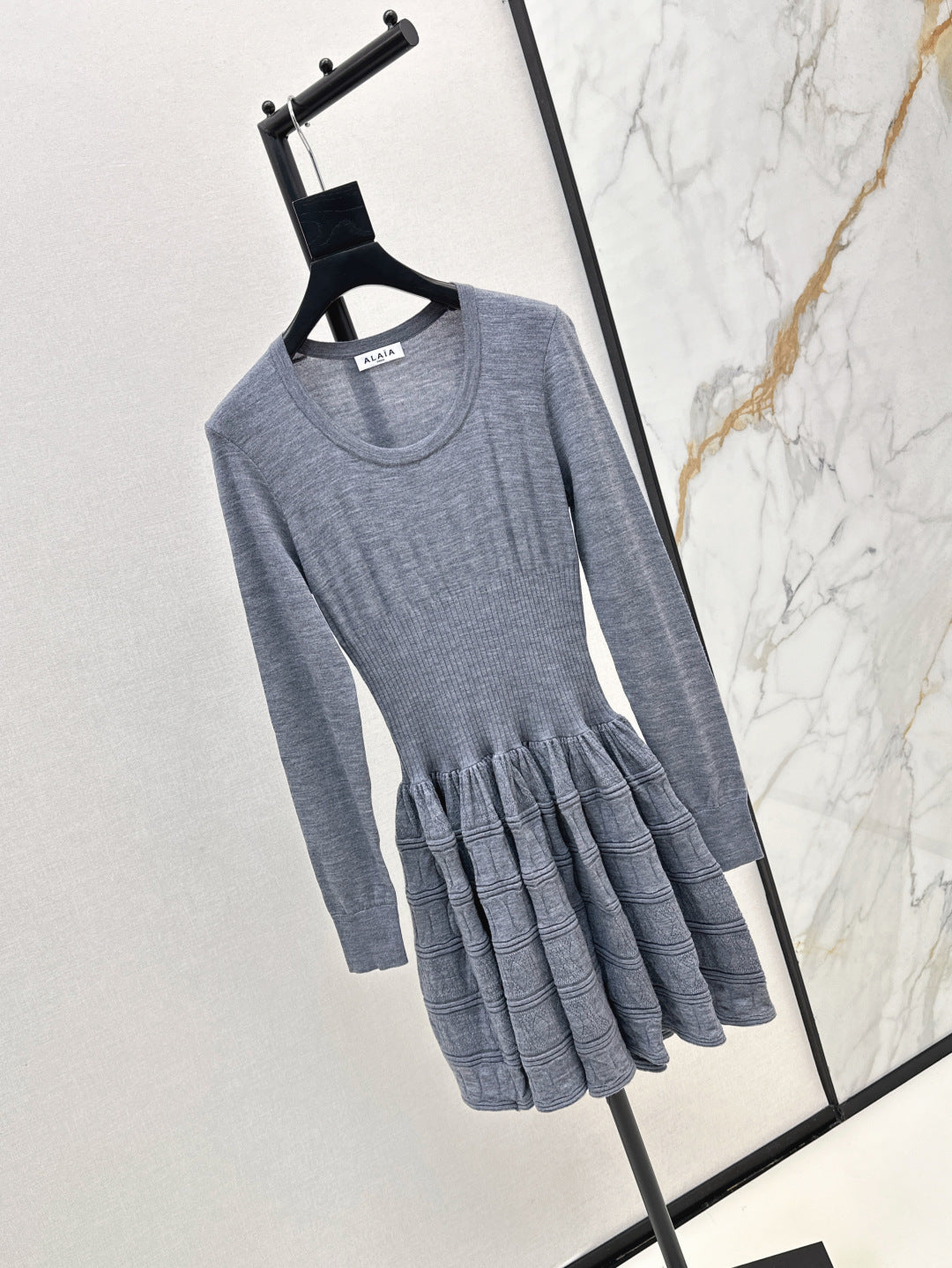 Ala 25fw wool dress