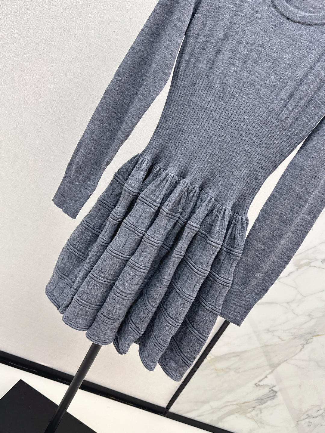 Ala 25fw wool dress