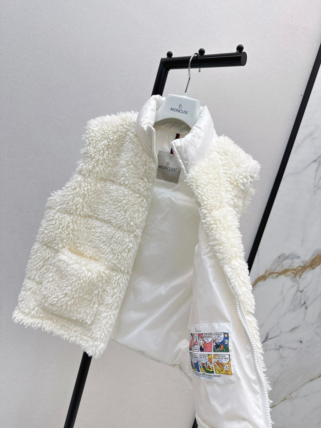Monc 25fw down vest