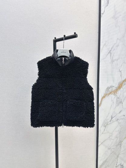 Monc 25fw down vest