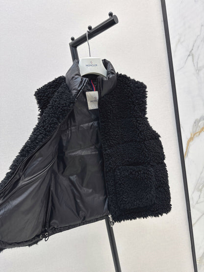 Monc 25fw down vest