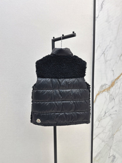 Monc 25fw down vest