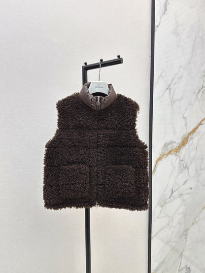 Monc 25fw down vest