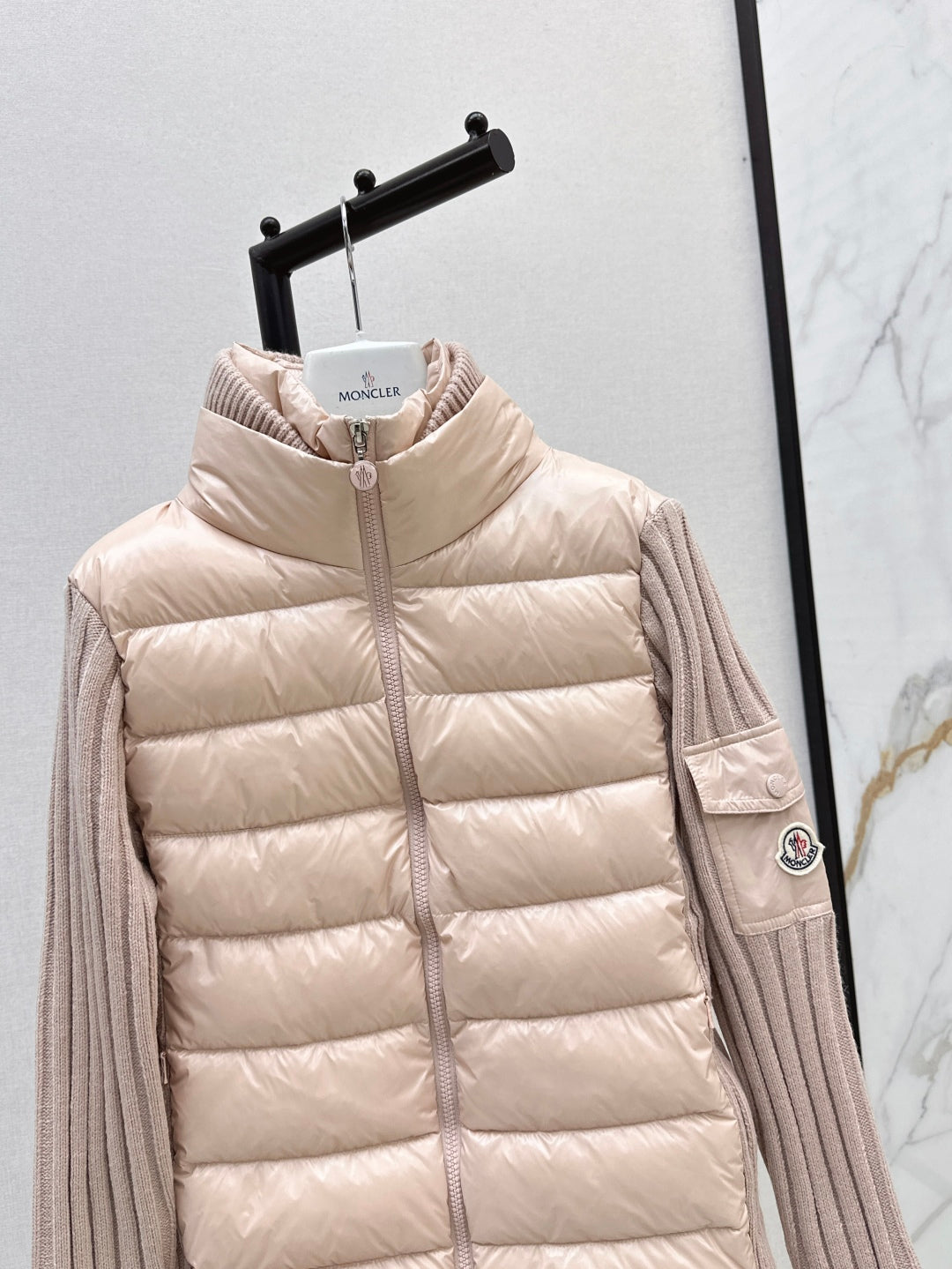 Monc 25fw donw jacket