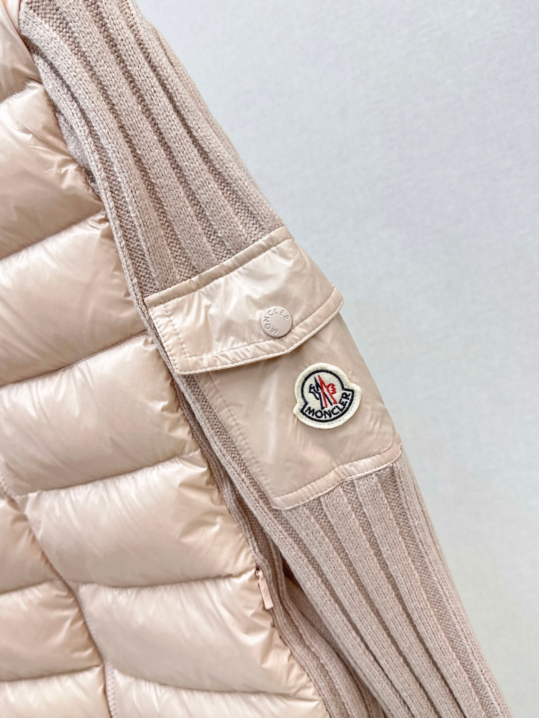 Monc 25fw donw jacket