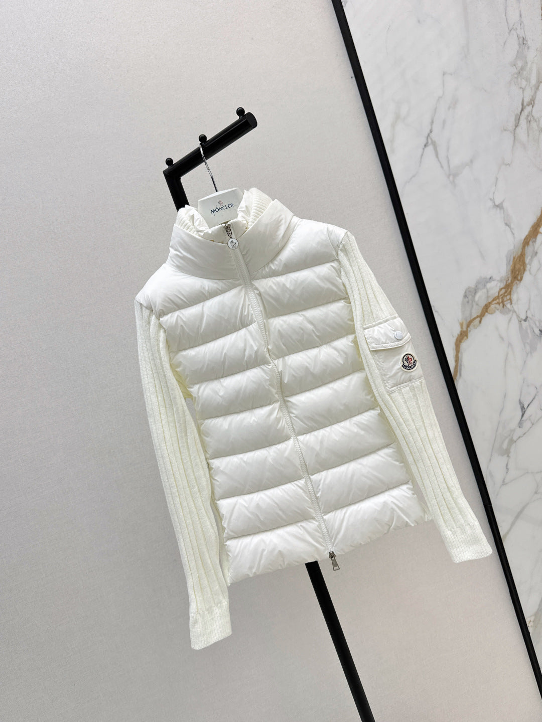 Monc 25fw donw jacket
