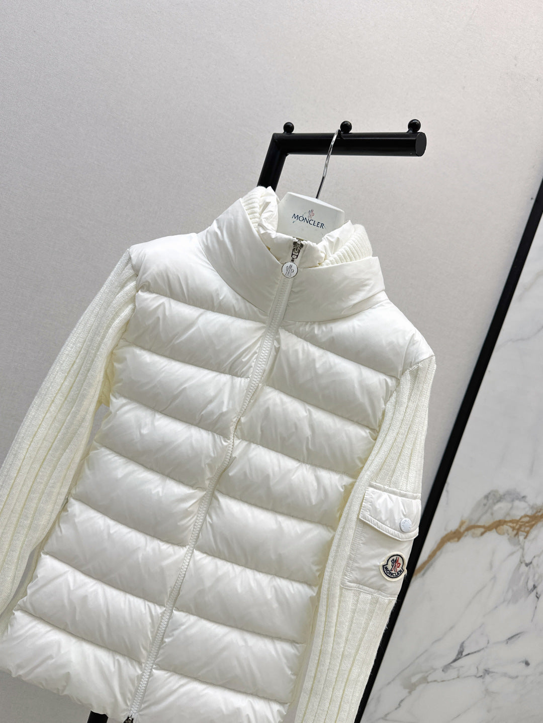 Monc 25fw donw jacket