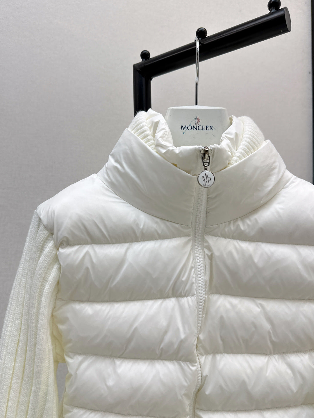 Monc 25fw donw jacket