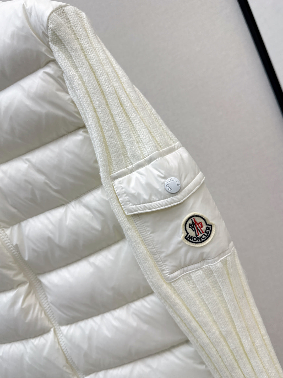 Monc 25fw donw jacket