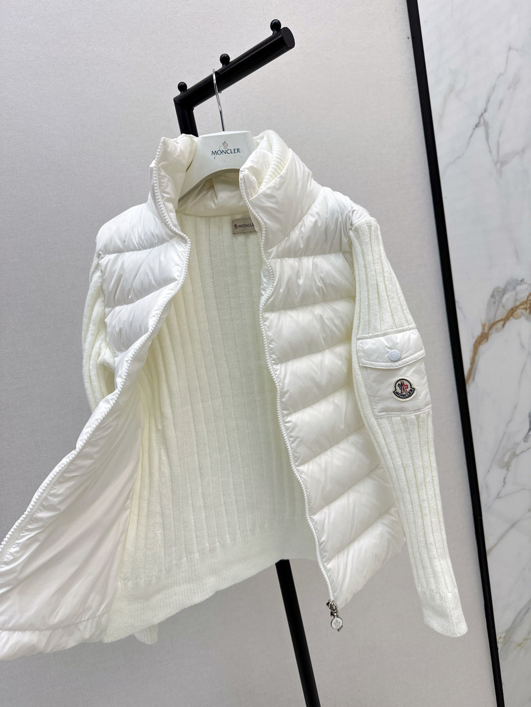 Monc 25fw donw jacket