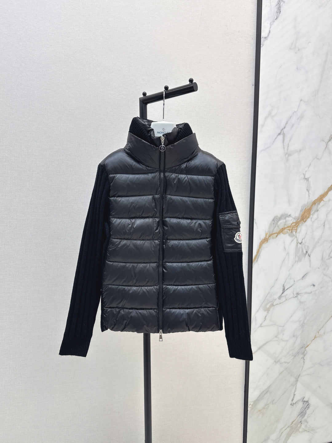 Monc 25fw donw jacket