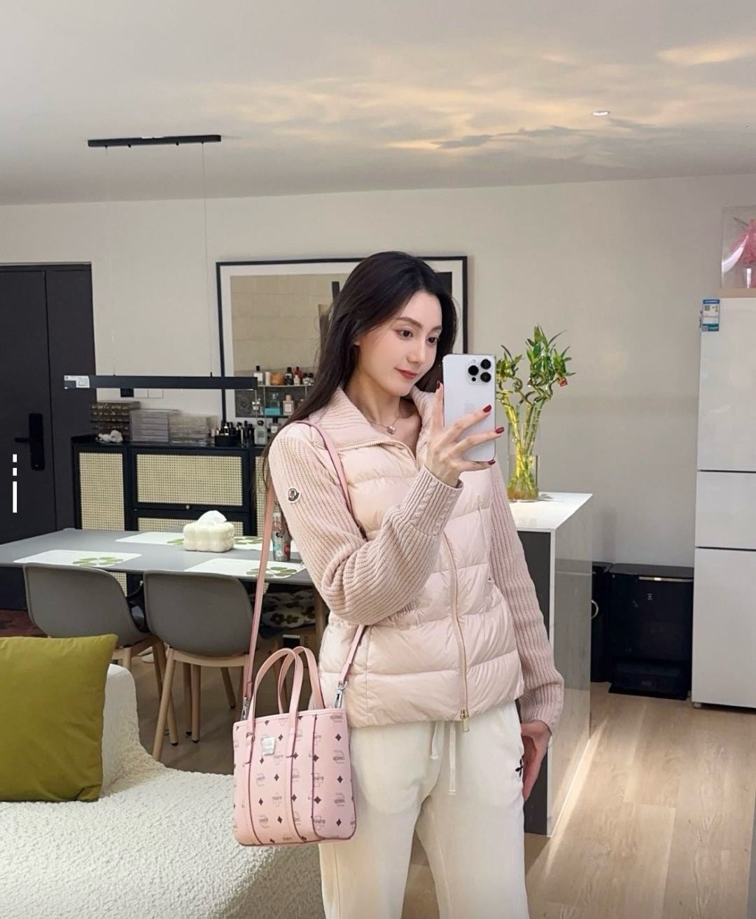 Monc 25fw donw jacket