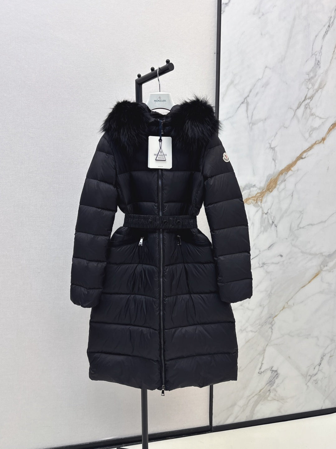 Monc 25fw down jacket