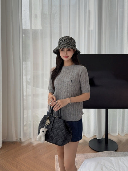 CD 25fw knitted sweater