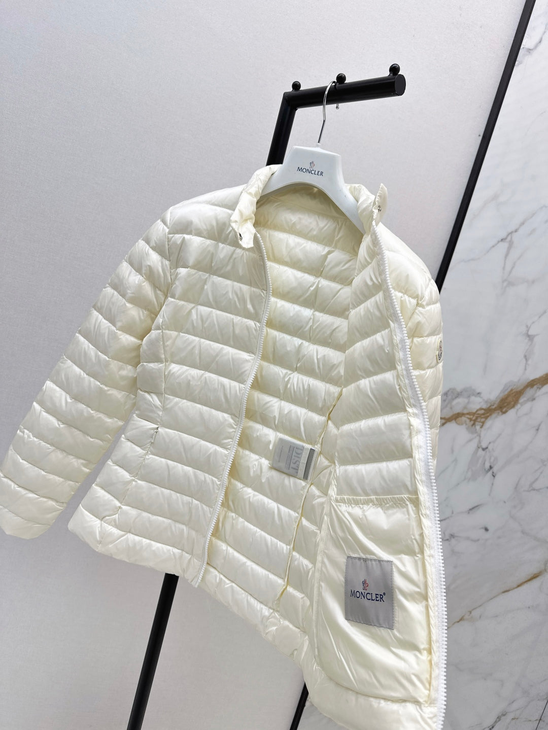 Monc 25fw down jacket