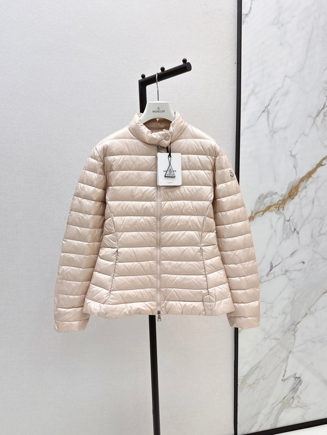 Monc 25fw down jacket