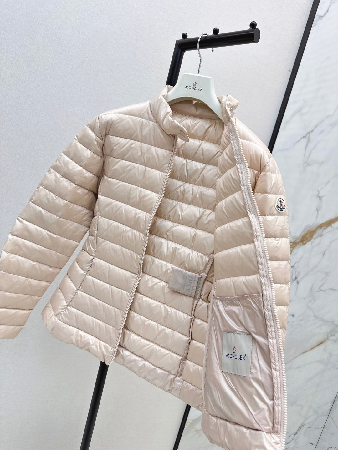 Monc 25fw down jacket