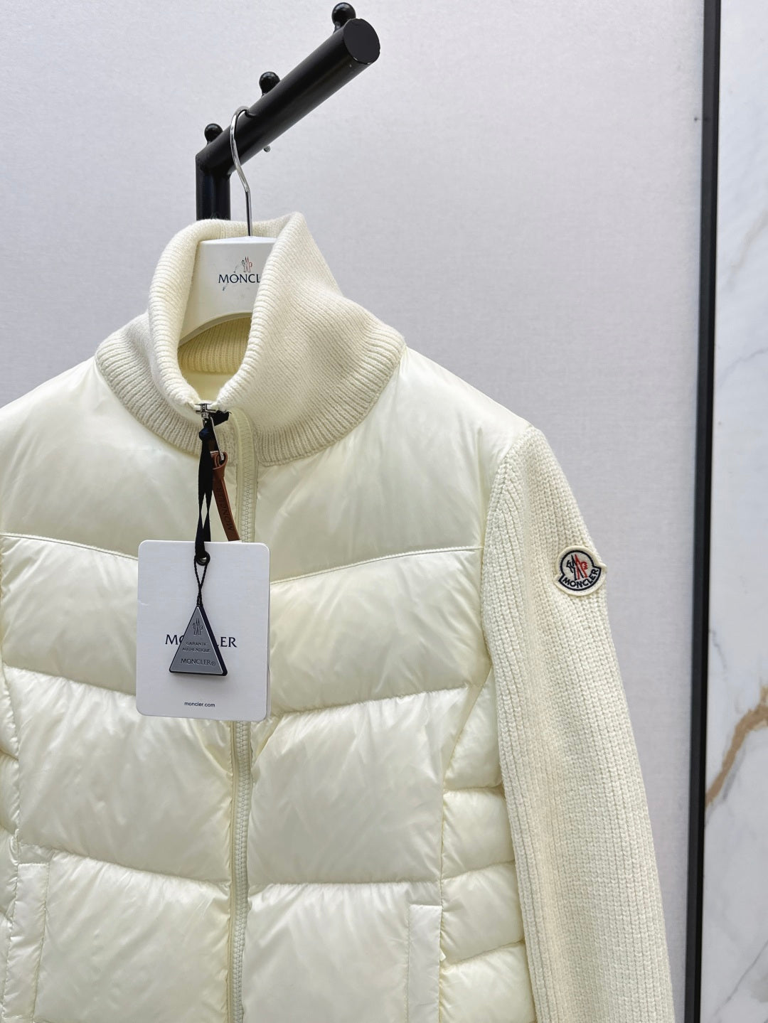 Monc 25fw down jacket