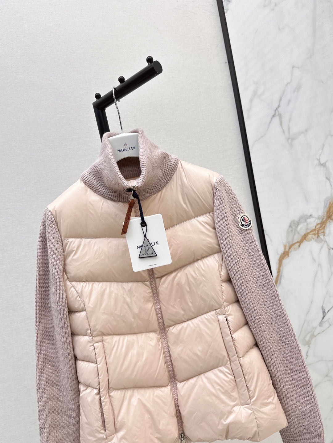 Monc 25fw down jacket