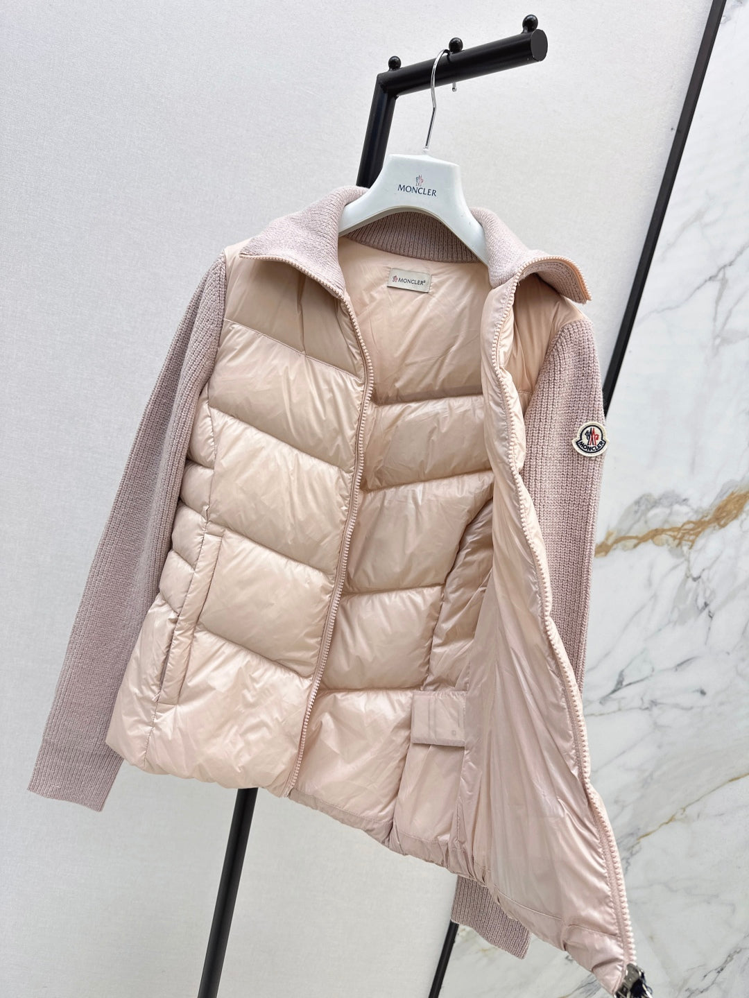 Monc 25fw down jacket