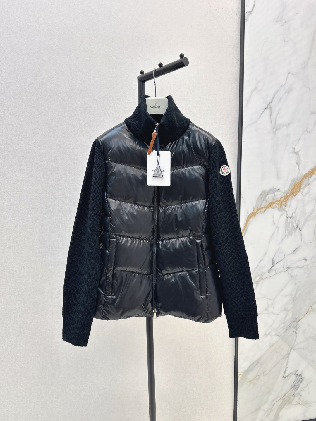 Monc 25fw down jacket