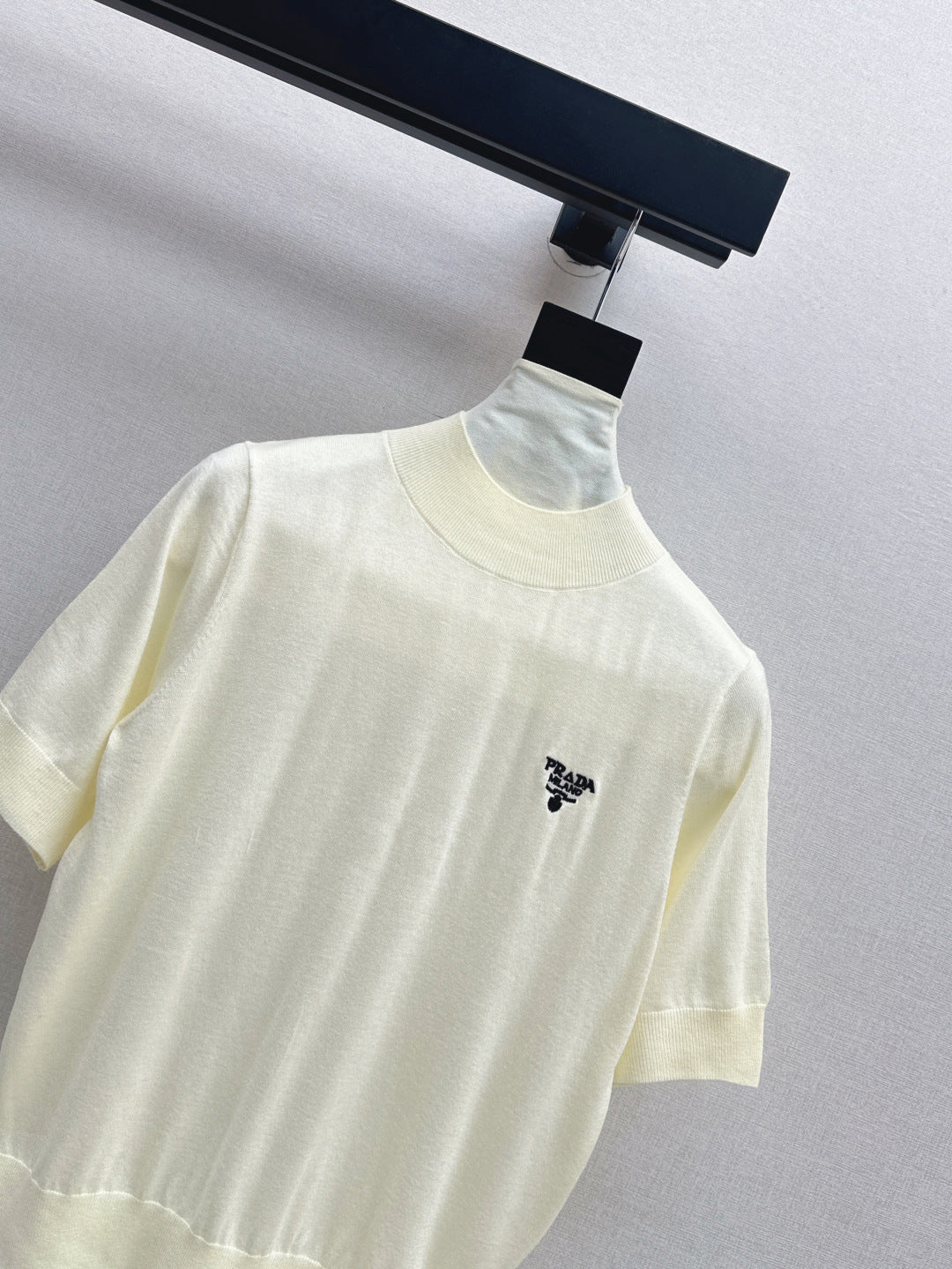 Pra 25fw knitted t-shirt