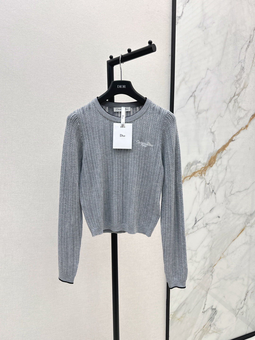 Loe 25fw knitted sweater