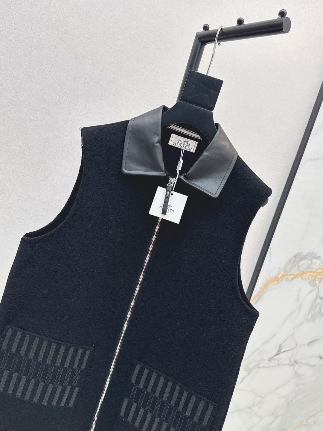 Herm 25fw wool vest