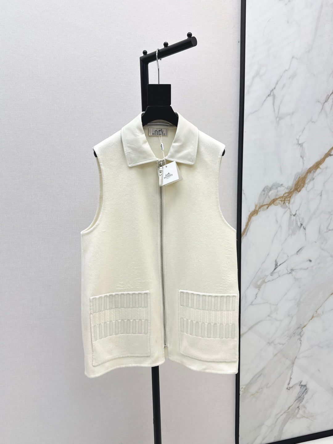 Herm 25fw wool vest