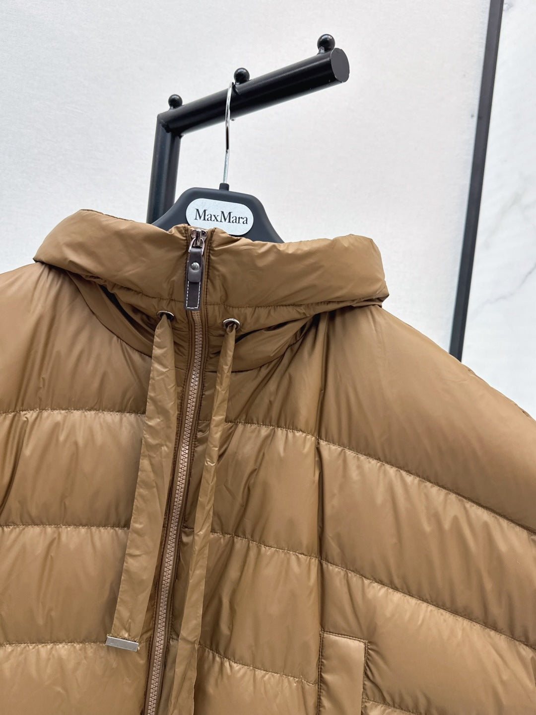 Max 25fw sleeveless down jacket