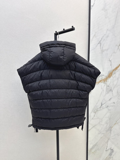 Max 25fw sleeveless down jacket