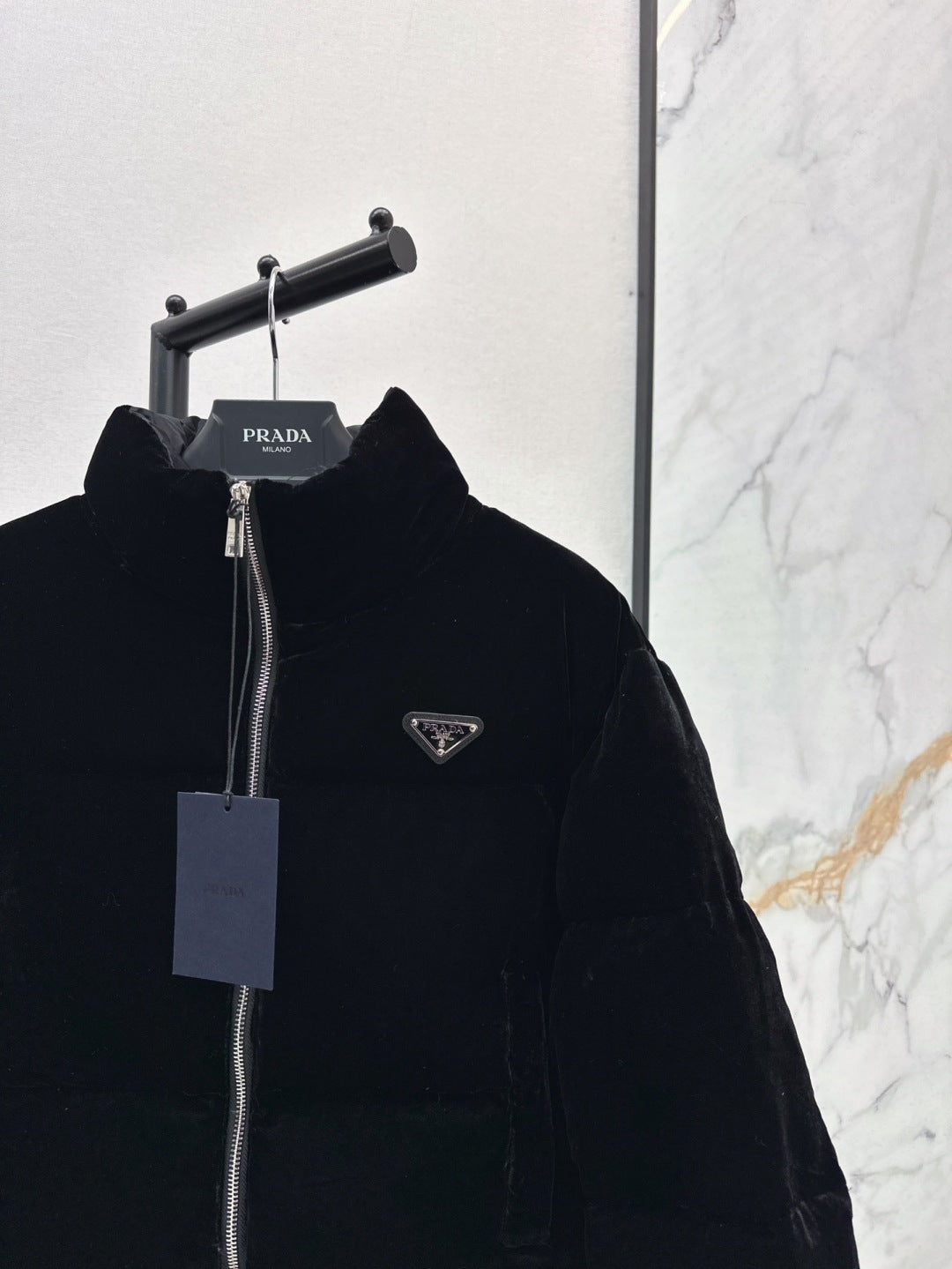 Pra 25fw down jacket