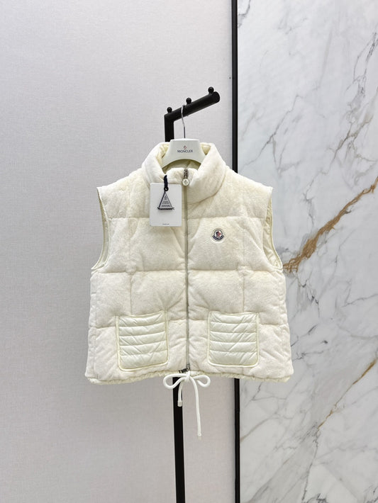 Monc 25fw down vest