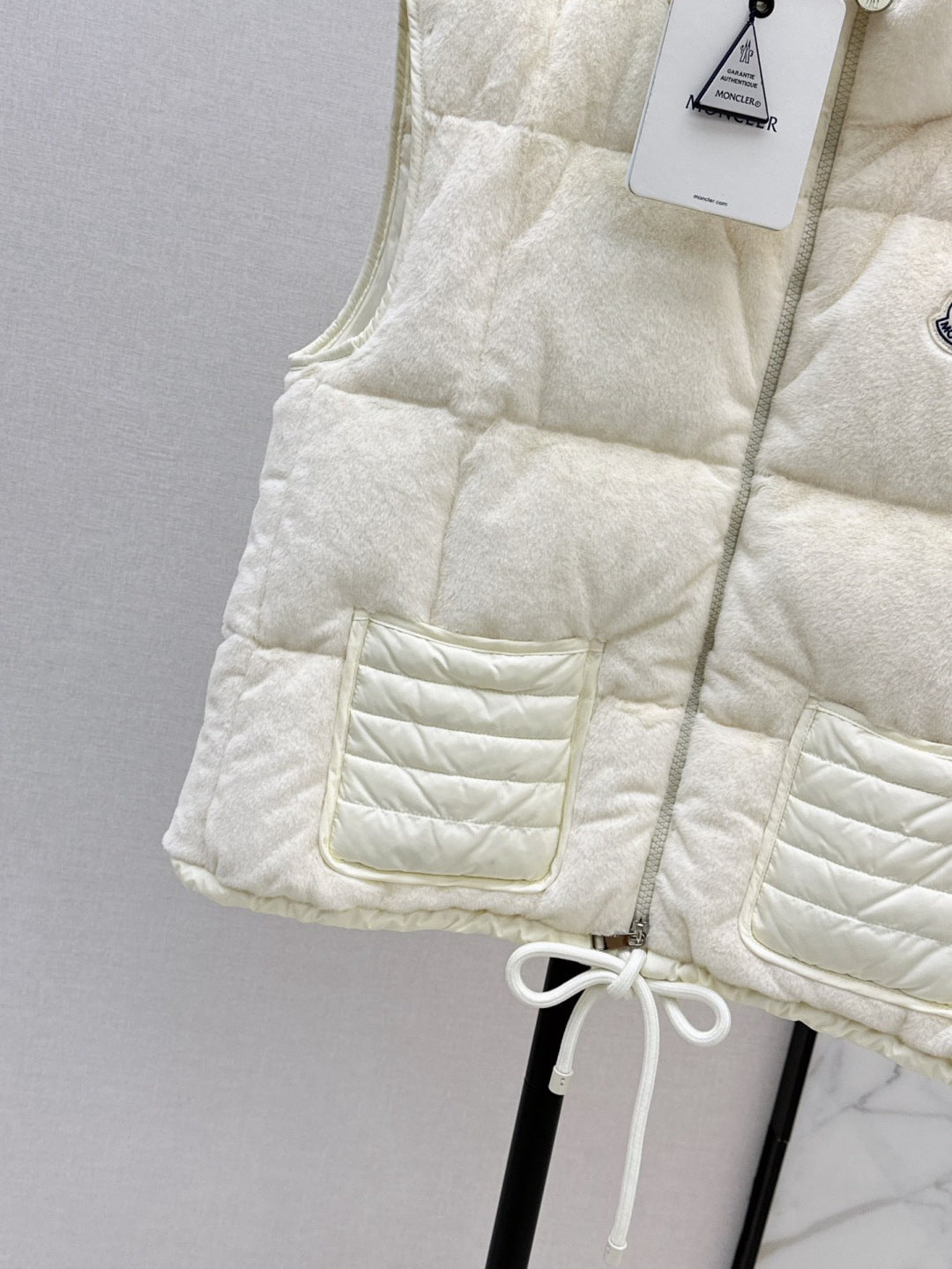 Monc 25fw down vest