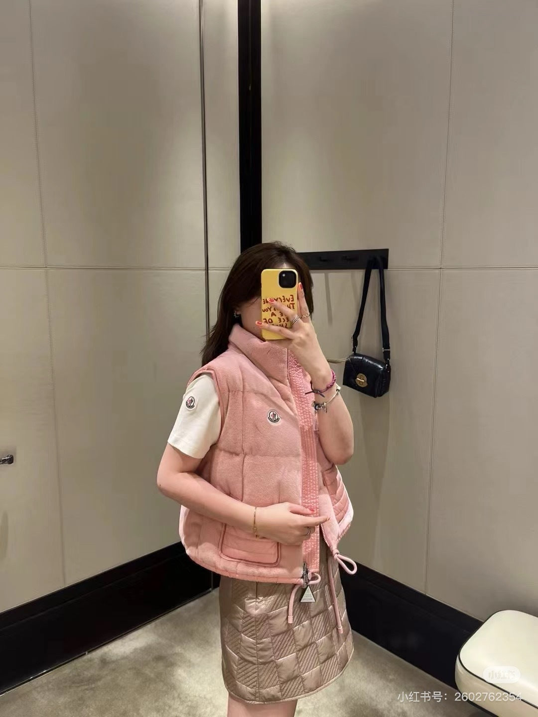 Monc 25fw down vest