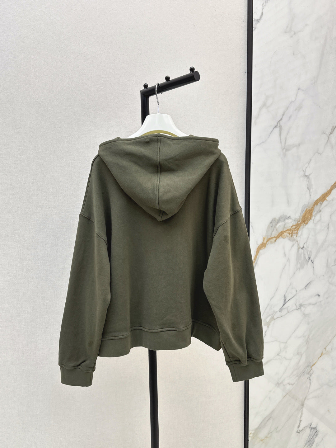 Loe 25fw embroidered jacket