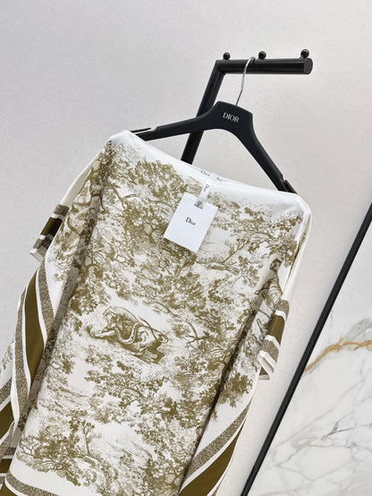 CD 25fw silk cape dress
