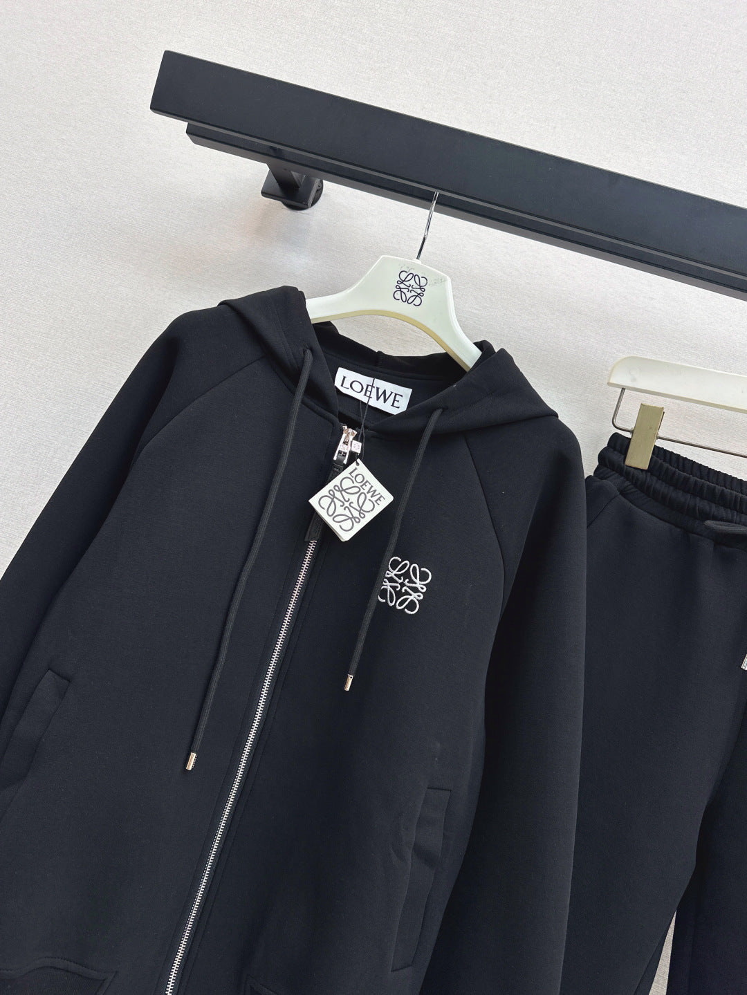 Loe 25fw tracksuit