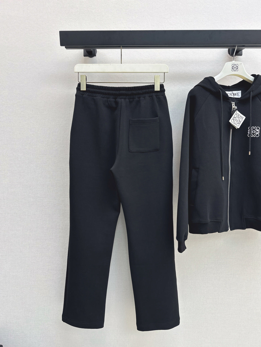 Loe 25fw tracksuit