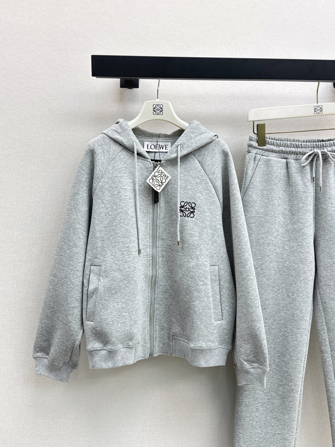 Loe 25fw tracksuit